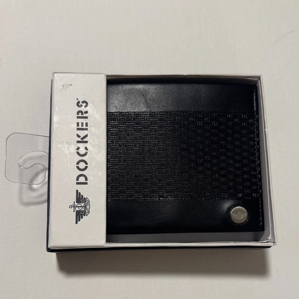 Dockers Wallet Black